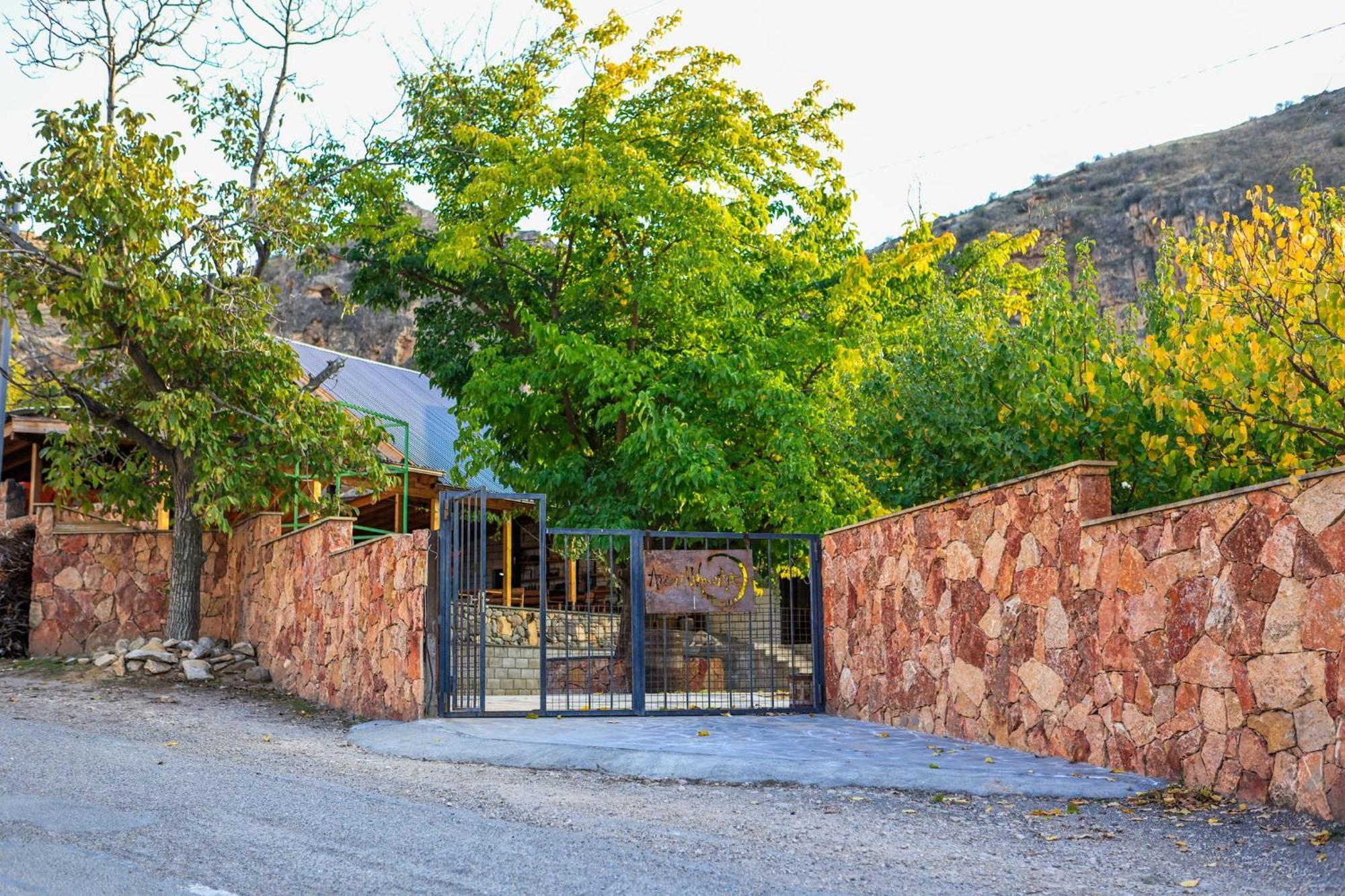 Bed and Breakfast Areni Wine Art Exterior foto